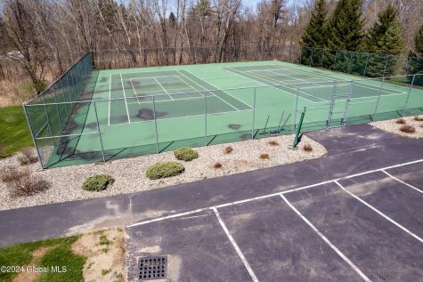 6 Meridian Court Mechanicville NY 12118