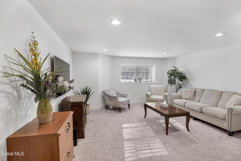 9 Linden Park Drive Clifton Park NY 12065