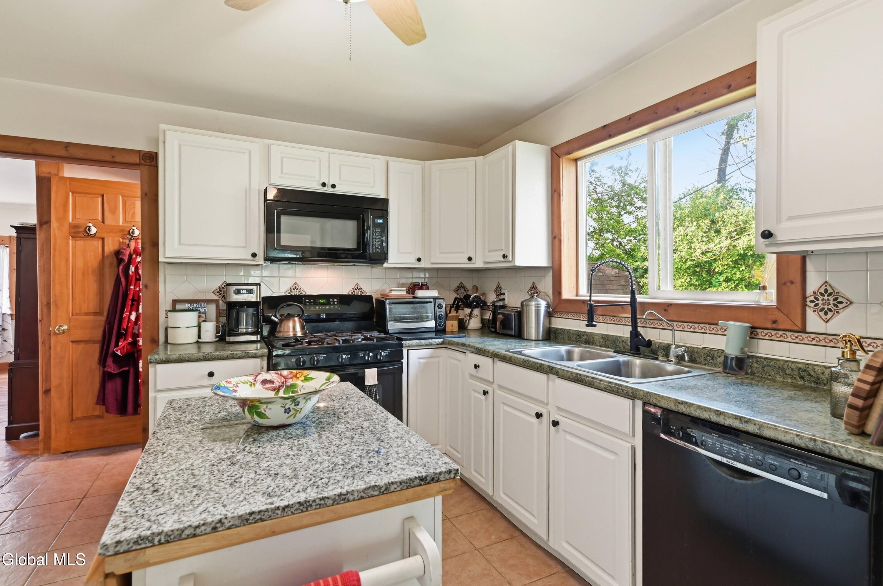 14083 Duanesburg Road Delanson NY 12053
