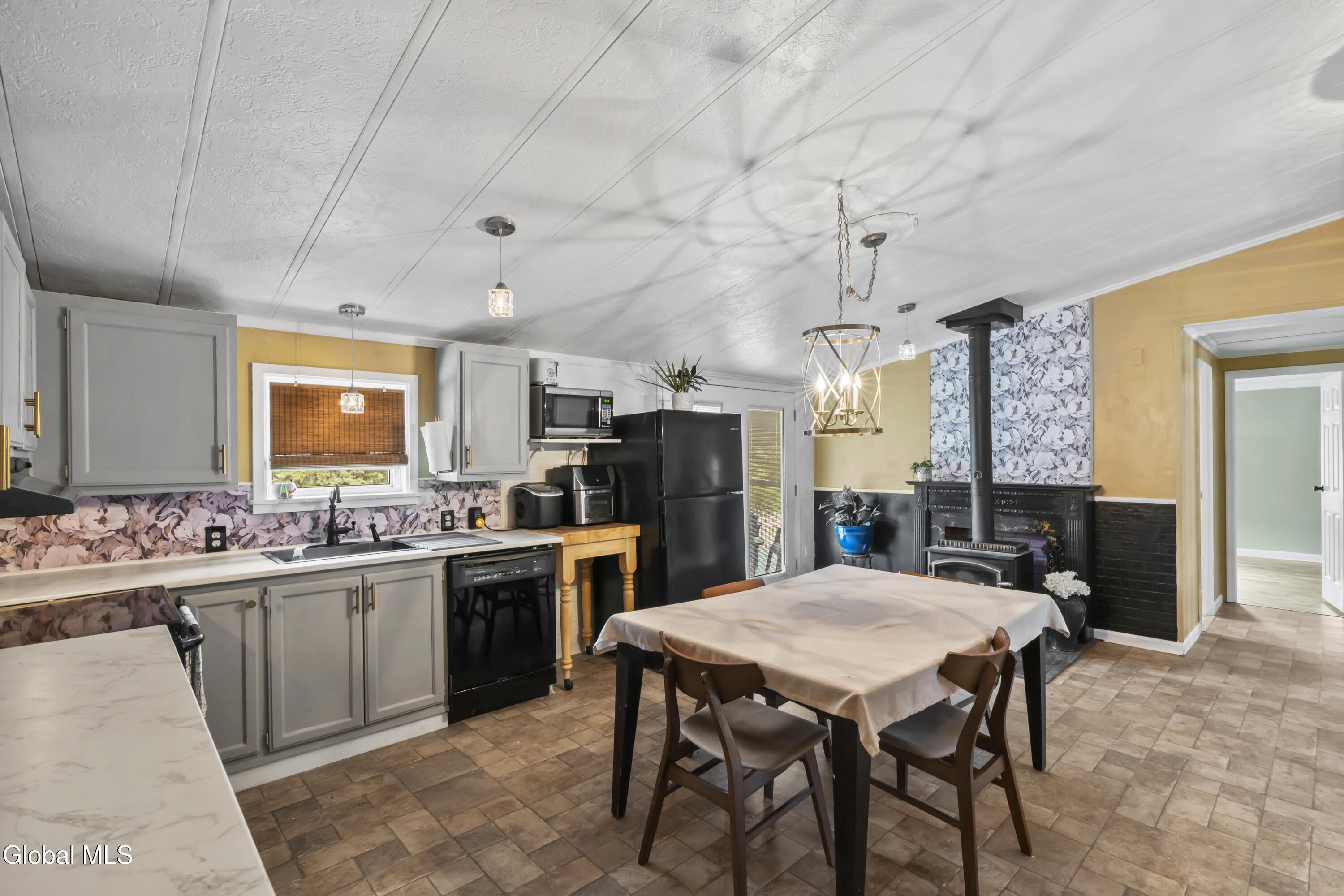 96 Brickhouse Road Stillwater NY 12170