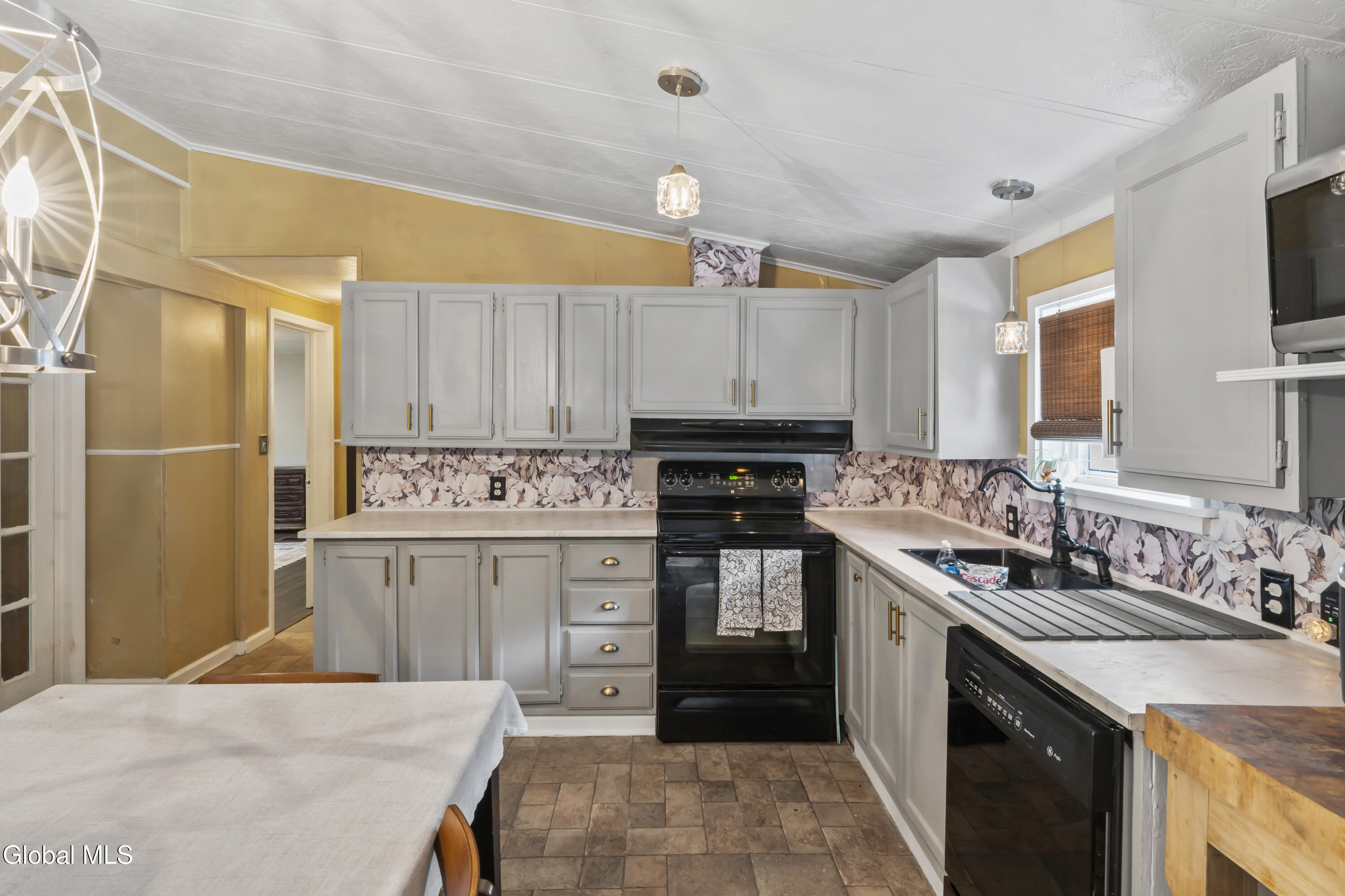 96 Brickhouse Road Stillwater NY 12170