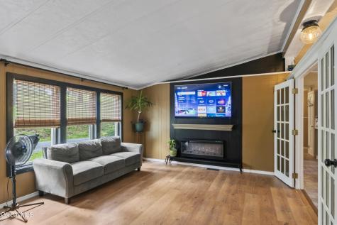 96 Brickhouse Road Stillwater NY 12170
