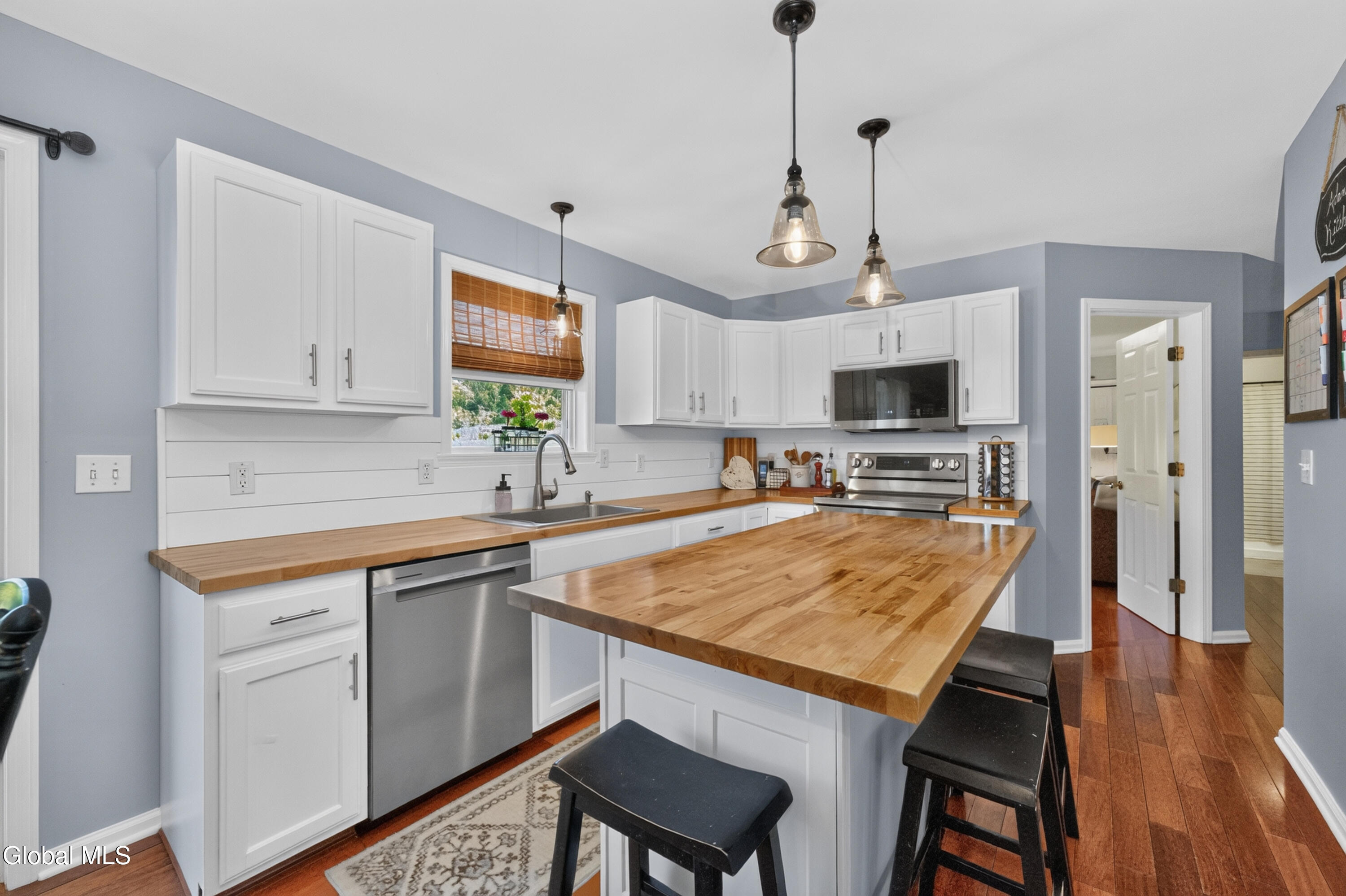 51 Kent Place Wynantskill NY 12198