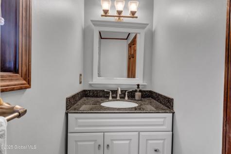 28 Herald Drive Queensbury NY 12804