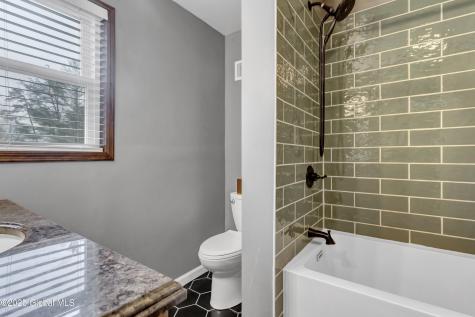 28 Herald Drive Queensbury NY 12804