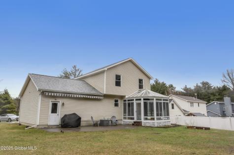 28 Herald Drive Queensbury NY 12804