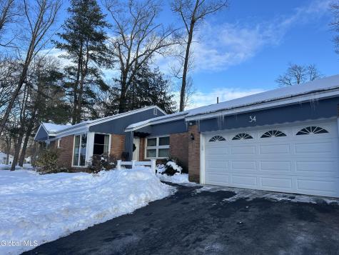 34 Saratoga Drive Glenville NY 12302