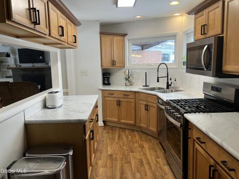 34 Saratoga Drive Glenville NY 12302