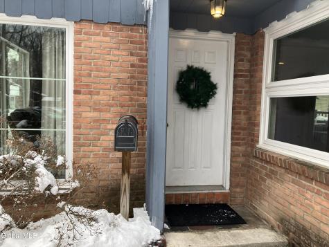 34 Saratoga Drive Glenville NY 12302