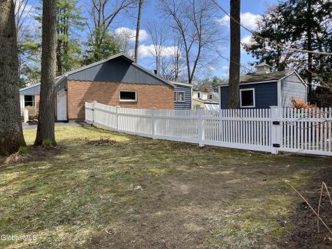 34 Saratoga Drive Glenville NY 12302