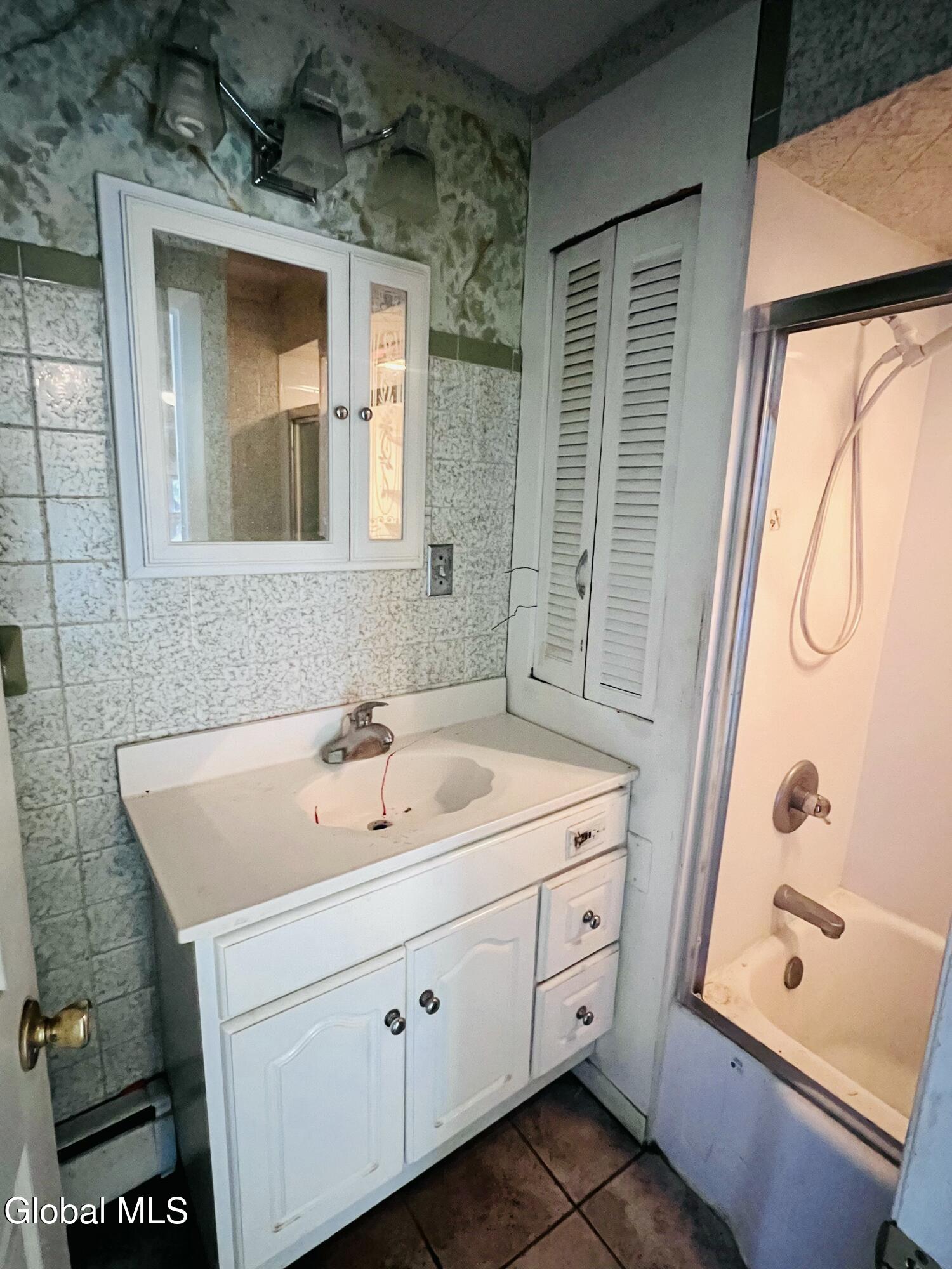5 Consaul Road Albany NY 12205