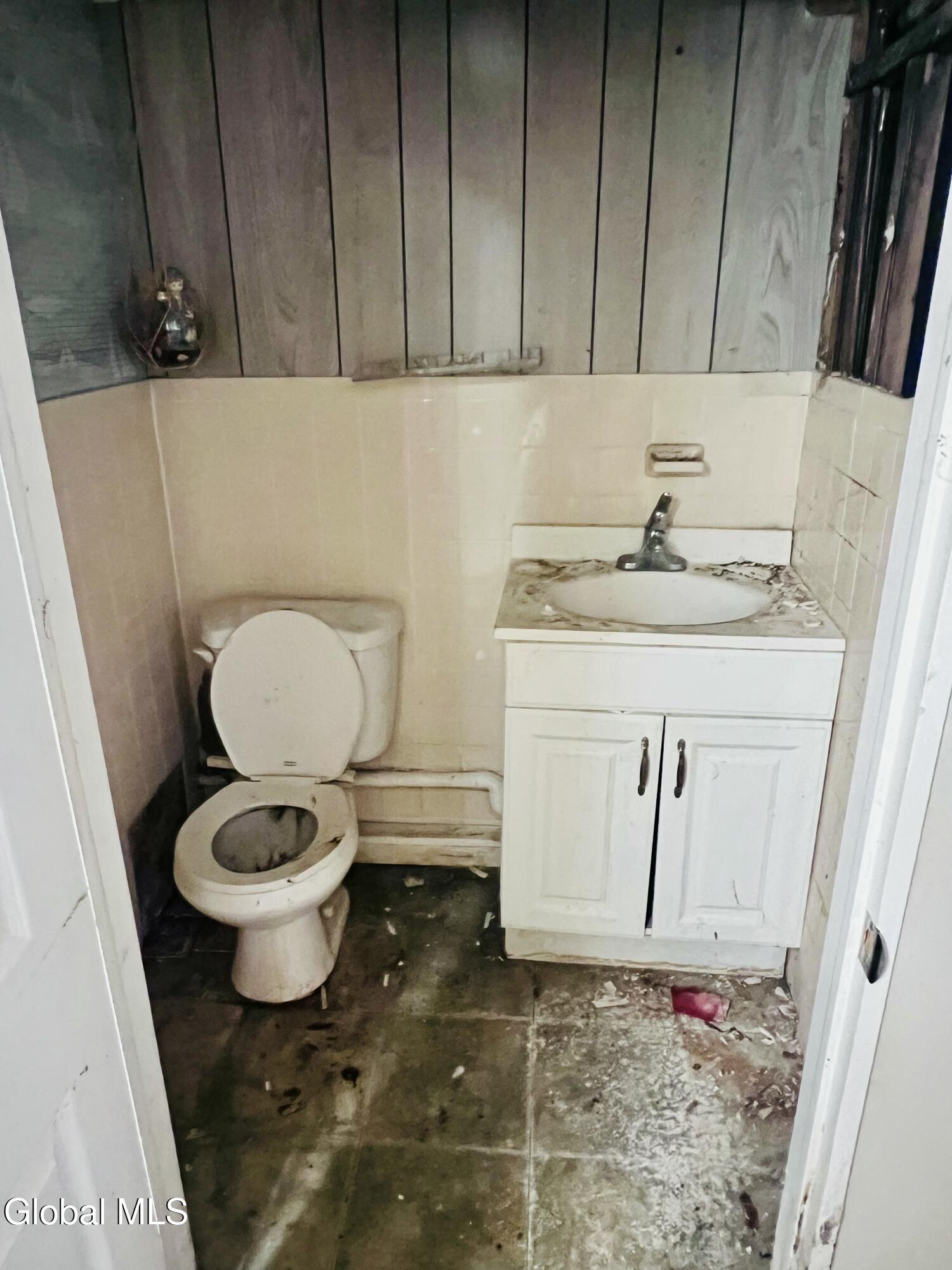 5 Consaul Road Albany NY 12205