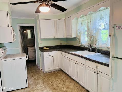 5 Consaul Road Albany NY 12205
