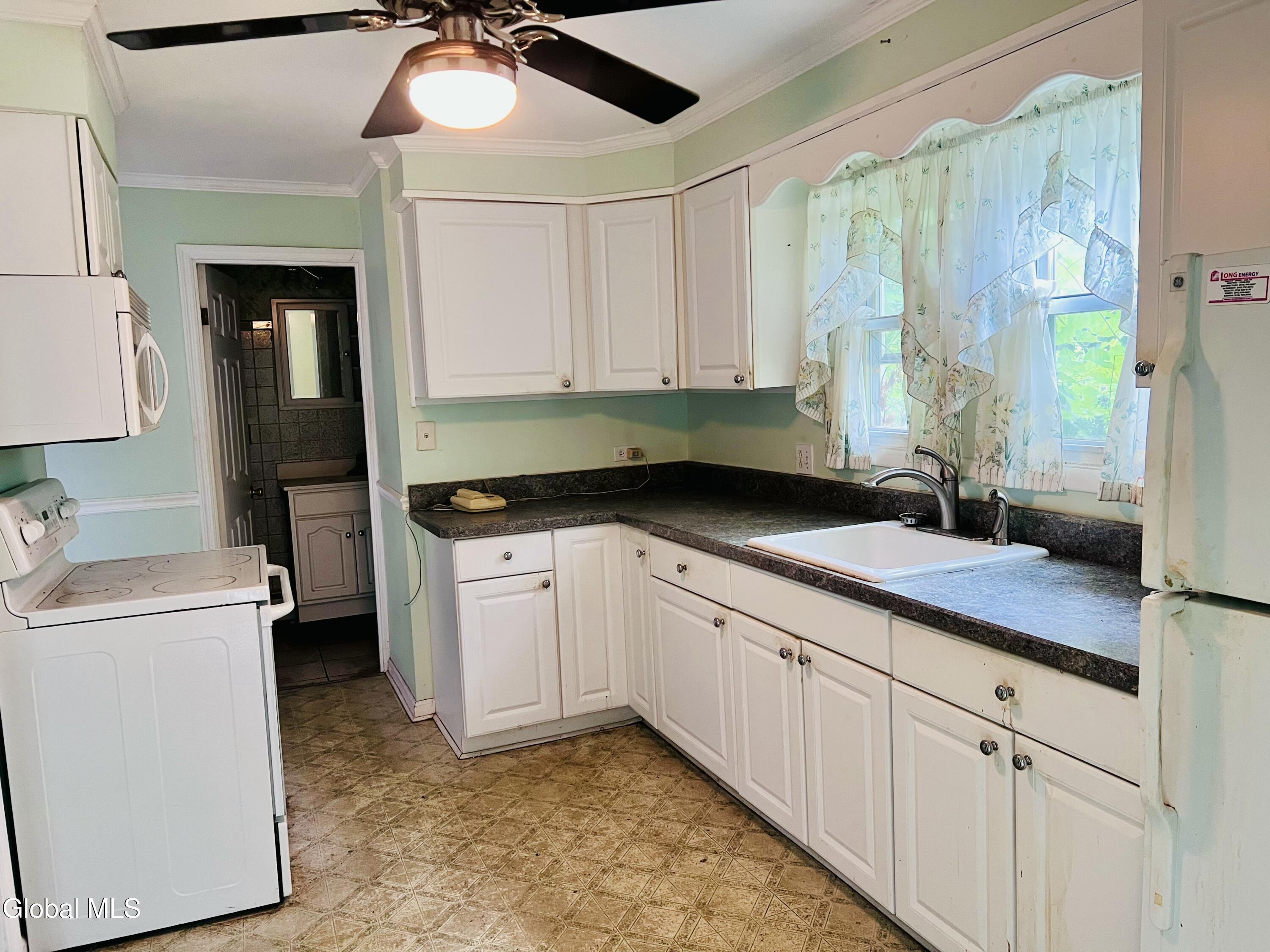 5 Consaul Road Albany NY 12205