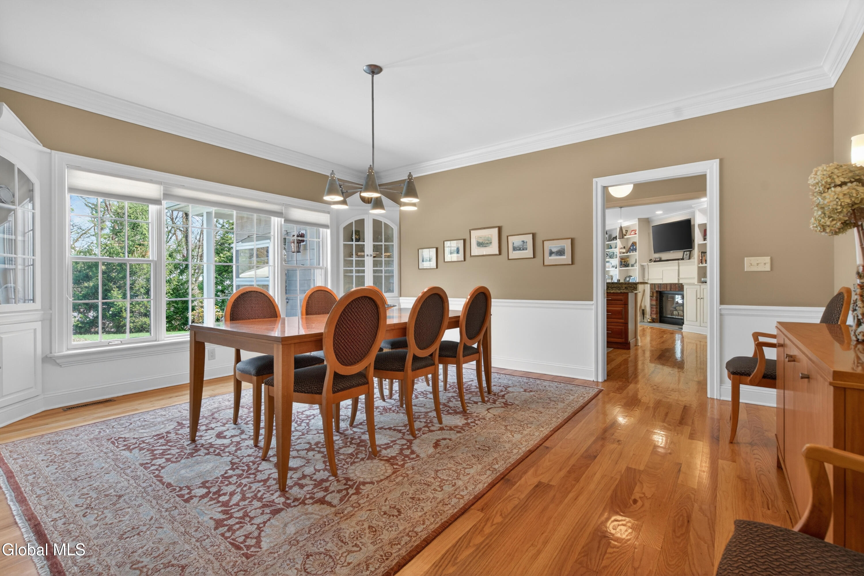 102 Woods Lane Menands NY 12204