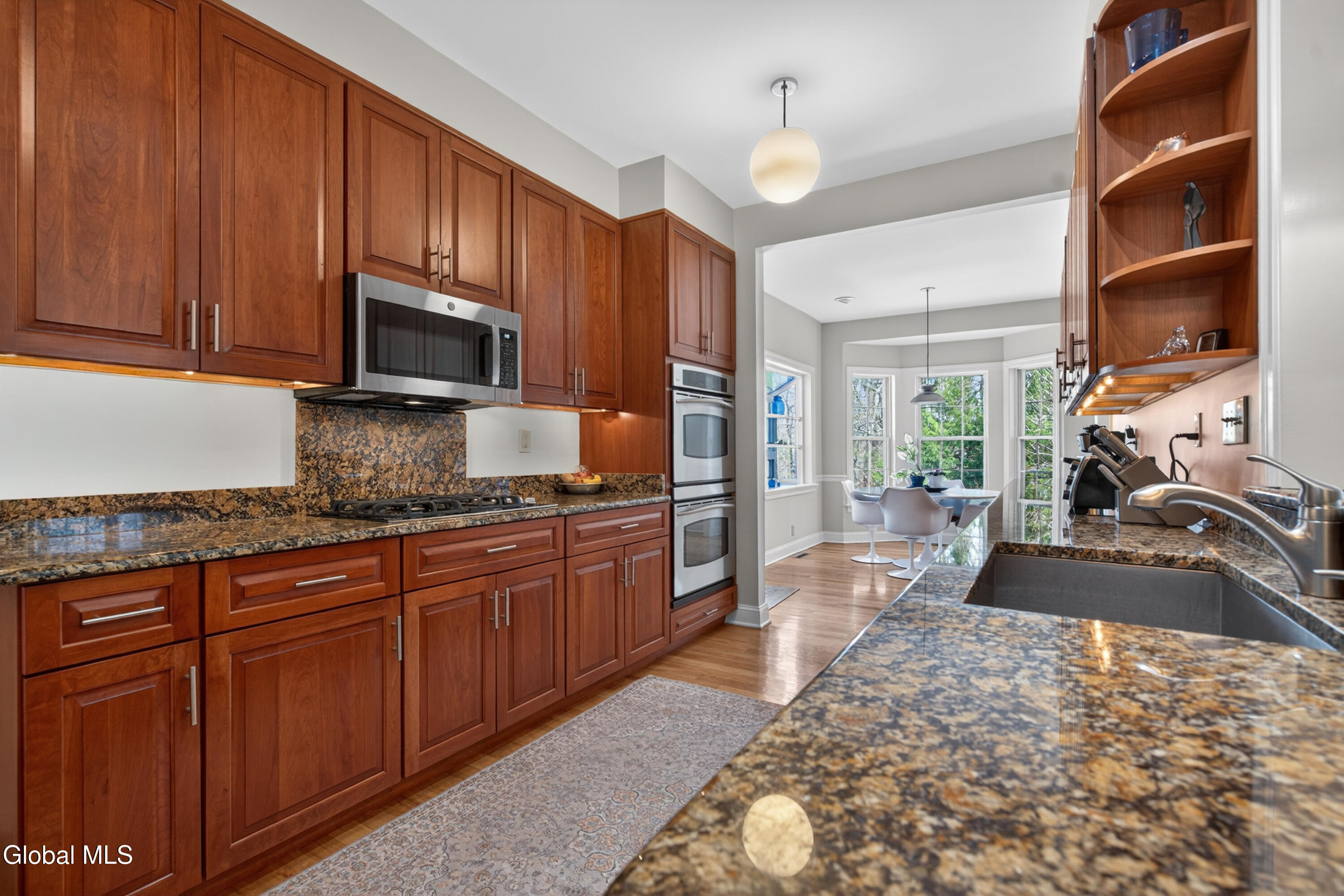 102 Woods Lane Menands NY 12204