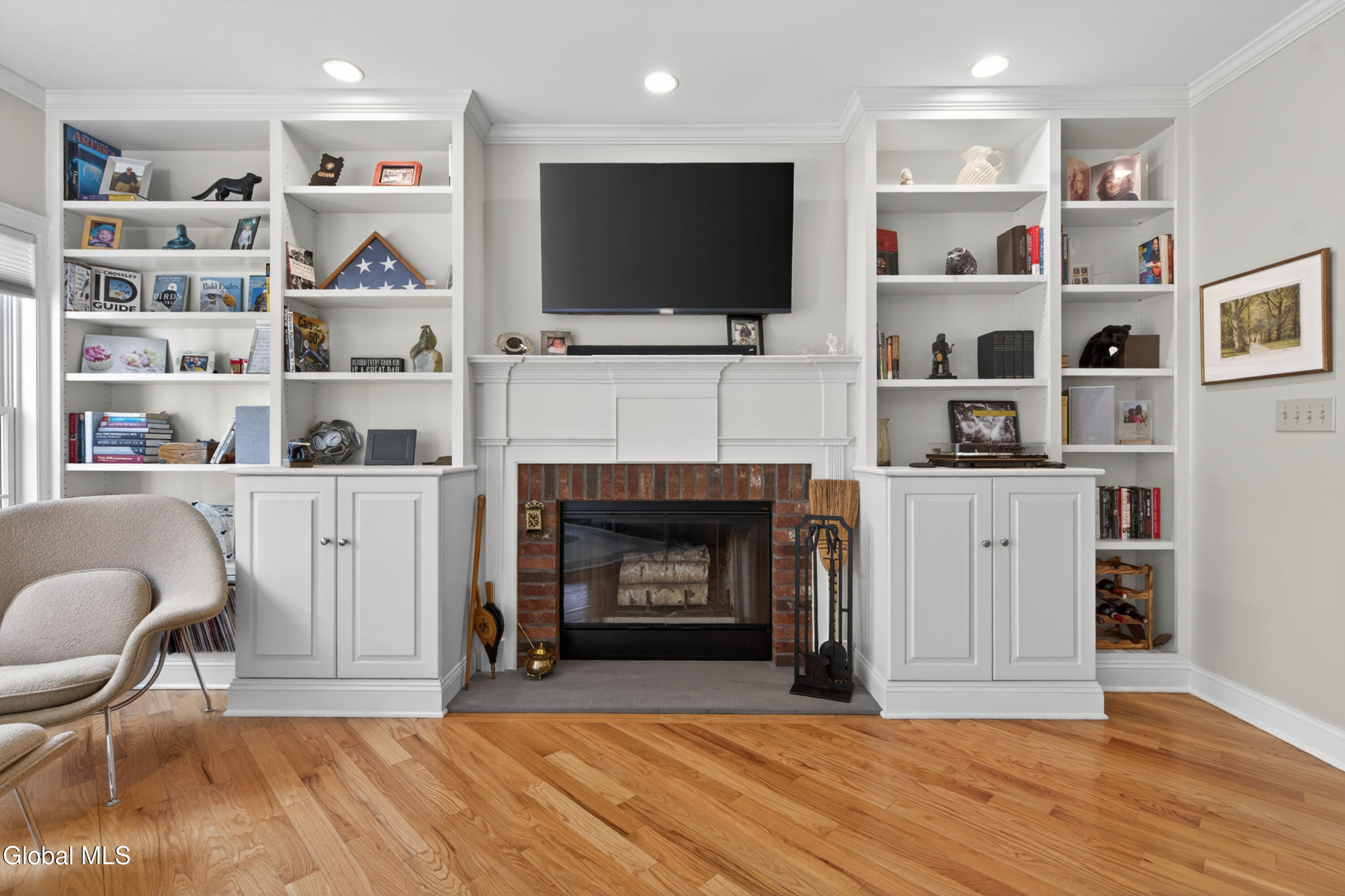 102 Woods Lane Menands NY 12204