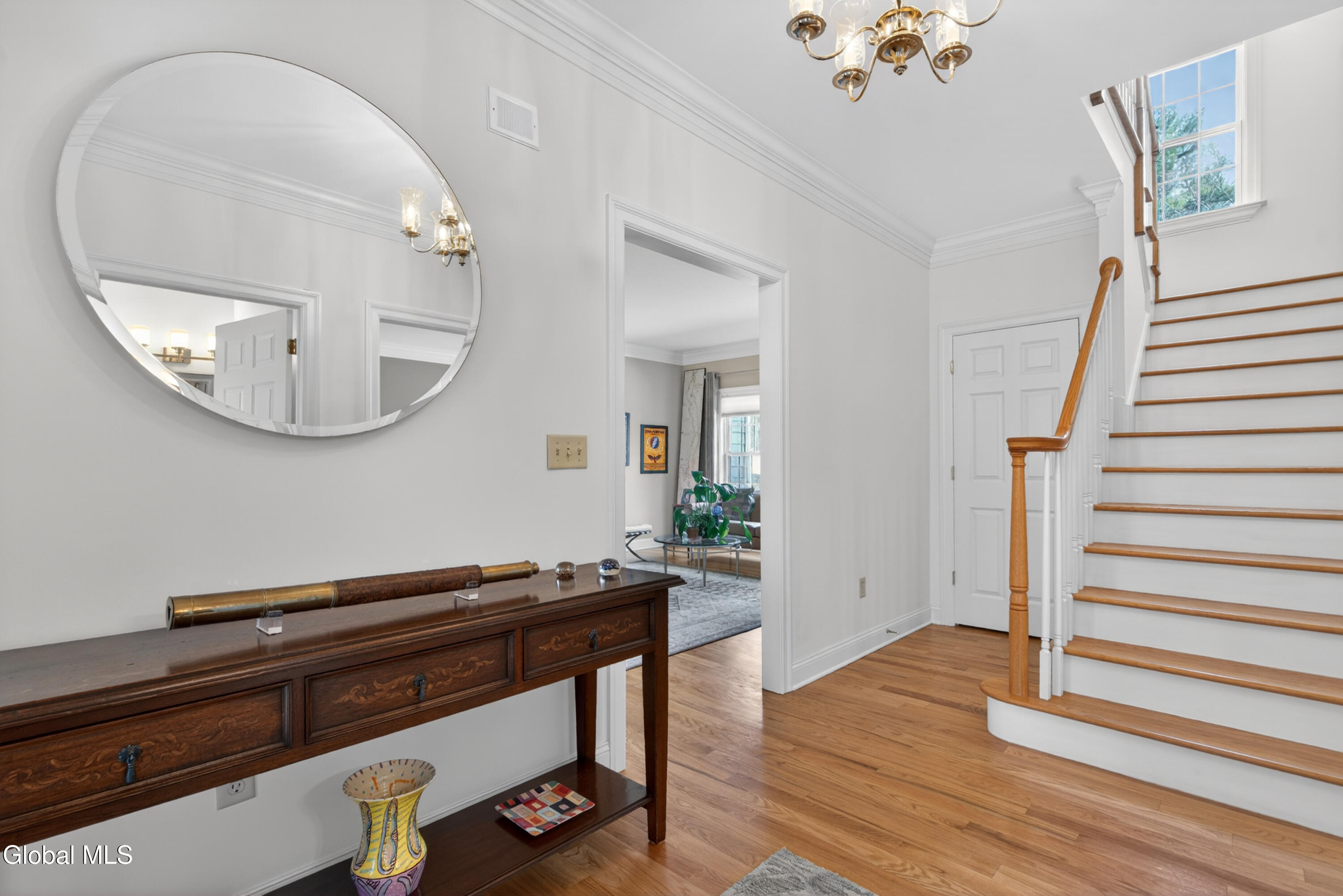 102 Woods Lane Menands NY 12204