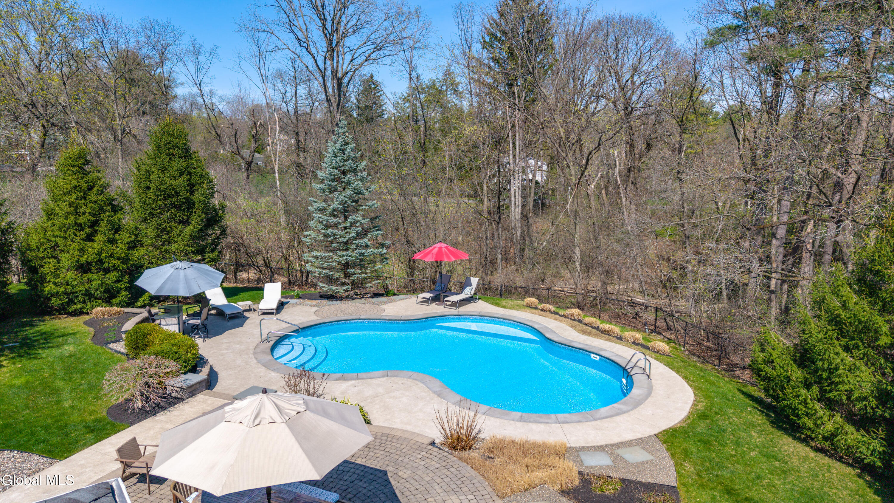 102 Woods Lane Menands NY 12204