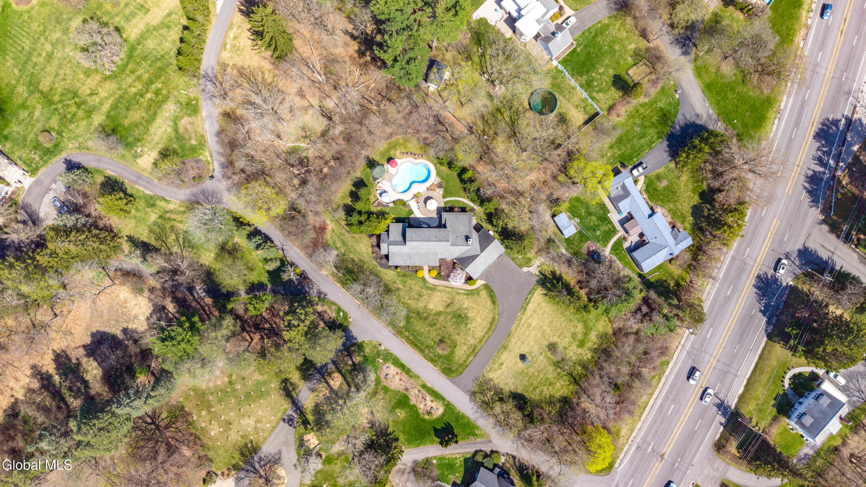 102 Woods Lane Menands NY 12204