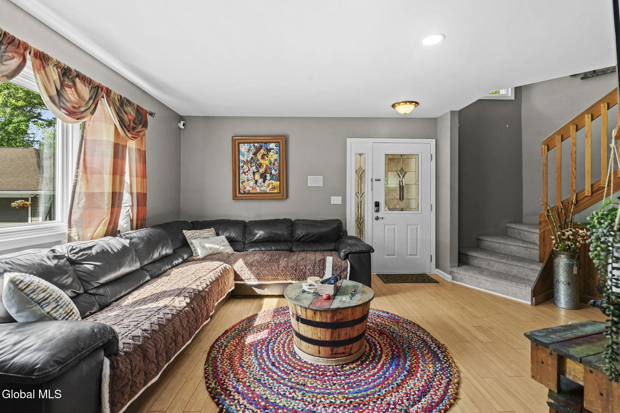 31 Skyline Drive Melrose NY 12121