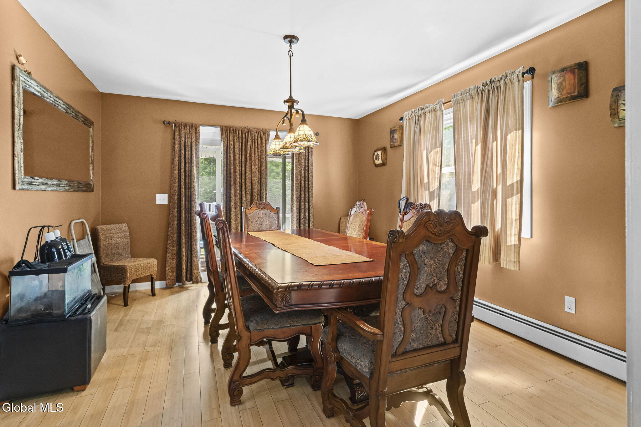 31 Skyline Drive Melrose NY 12121
