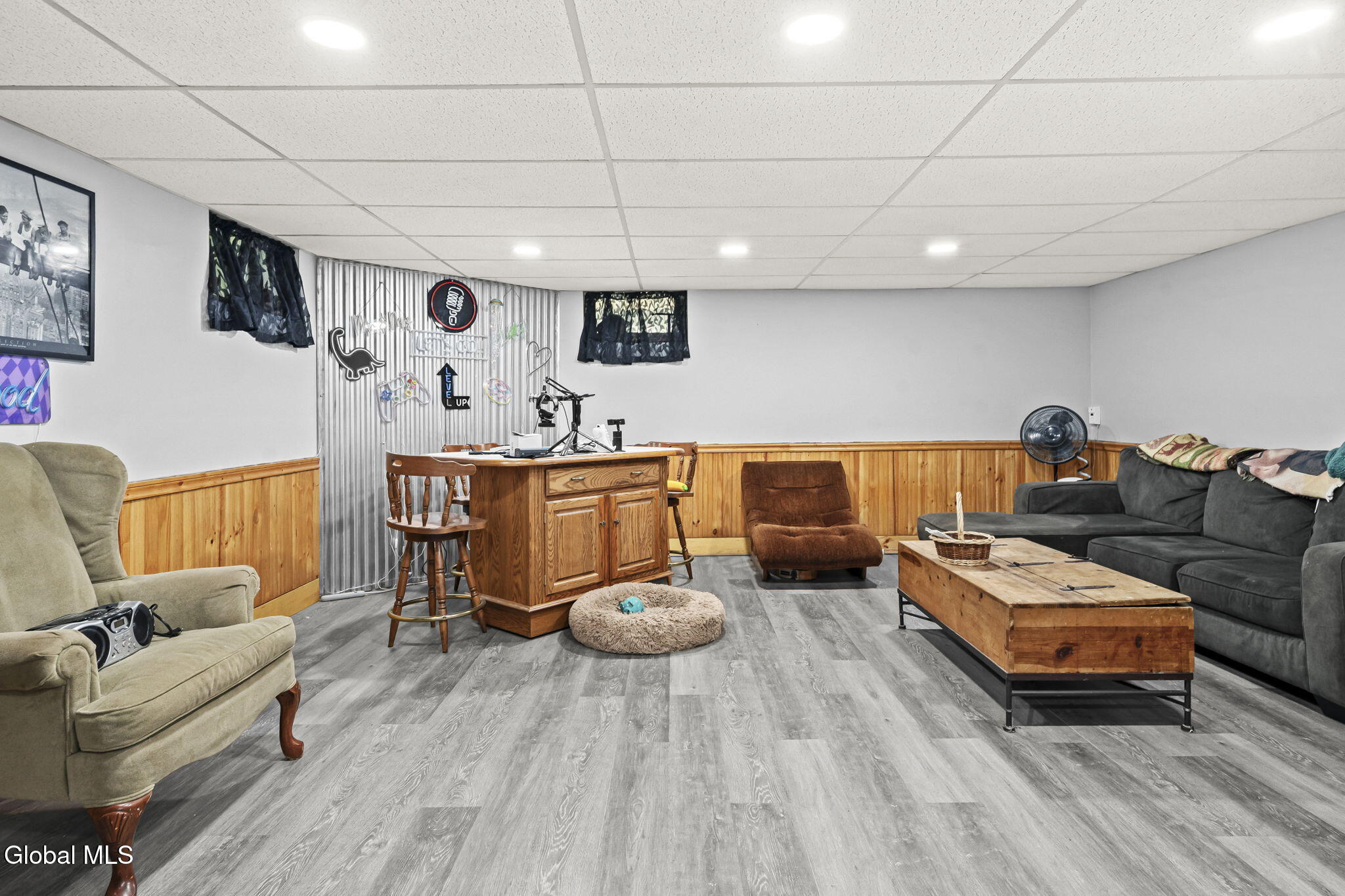 31 Skyline Drive Melrose NY 12121