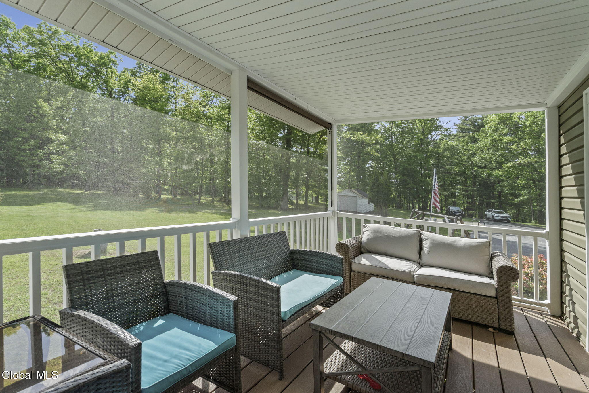 31 Skyline Drive Melrose NY 12121