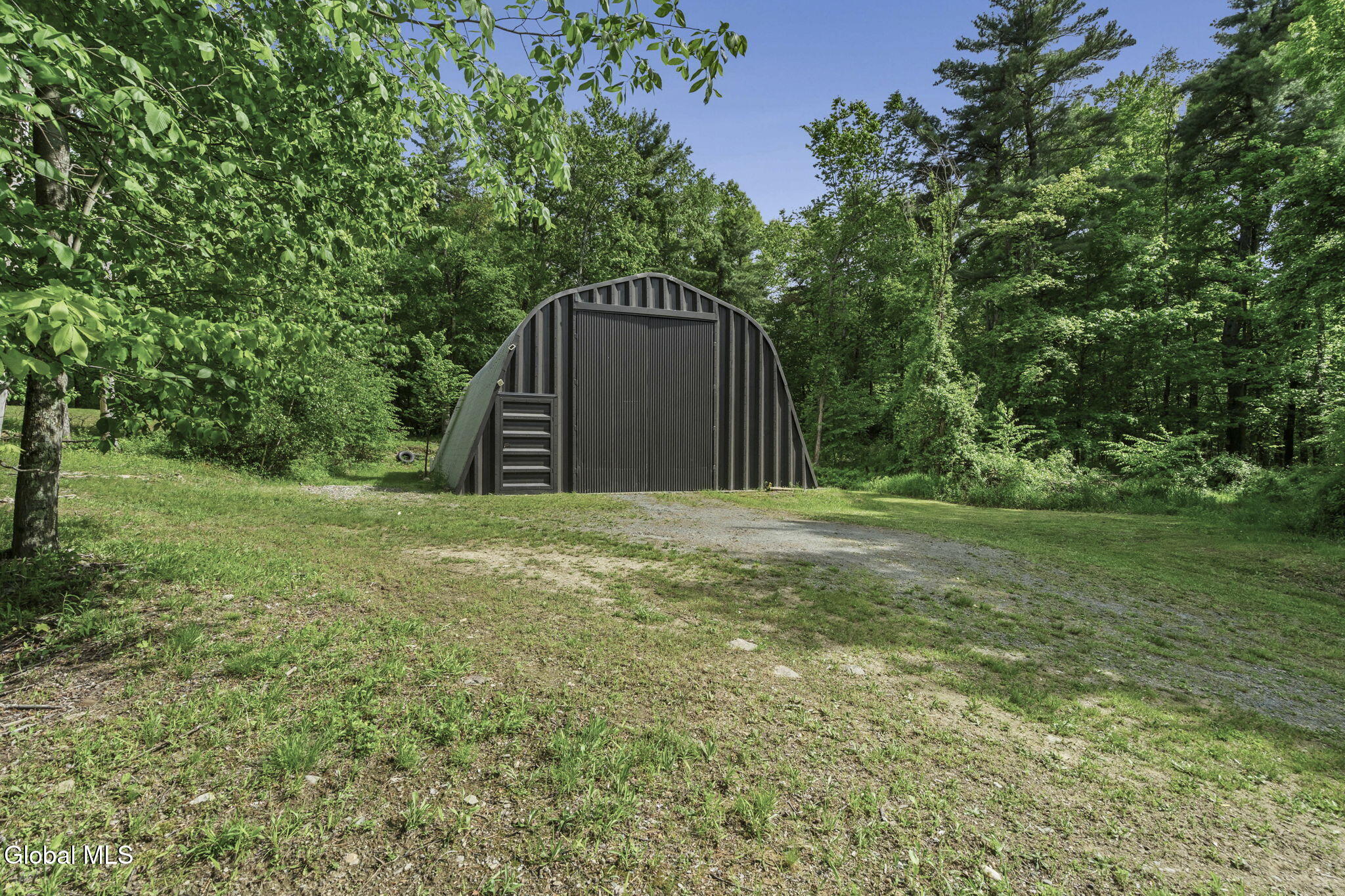 31 Skyline Drive Melrose NY 12121