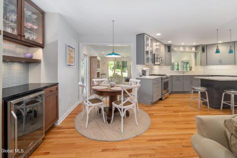 223 Stanford Drive Schenectady NY 12303