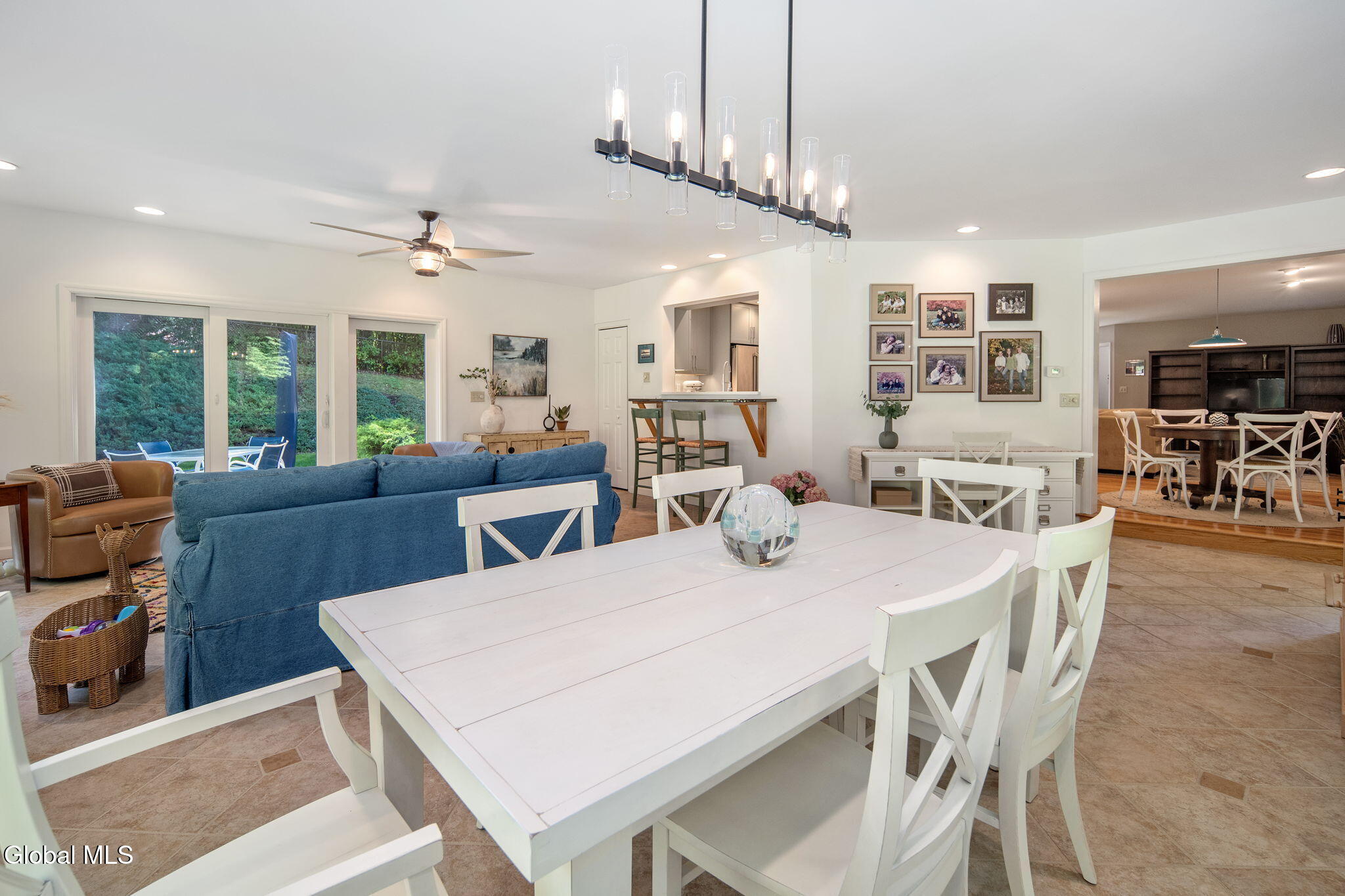 223 Stanford Drive Schenectady NY 12303