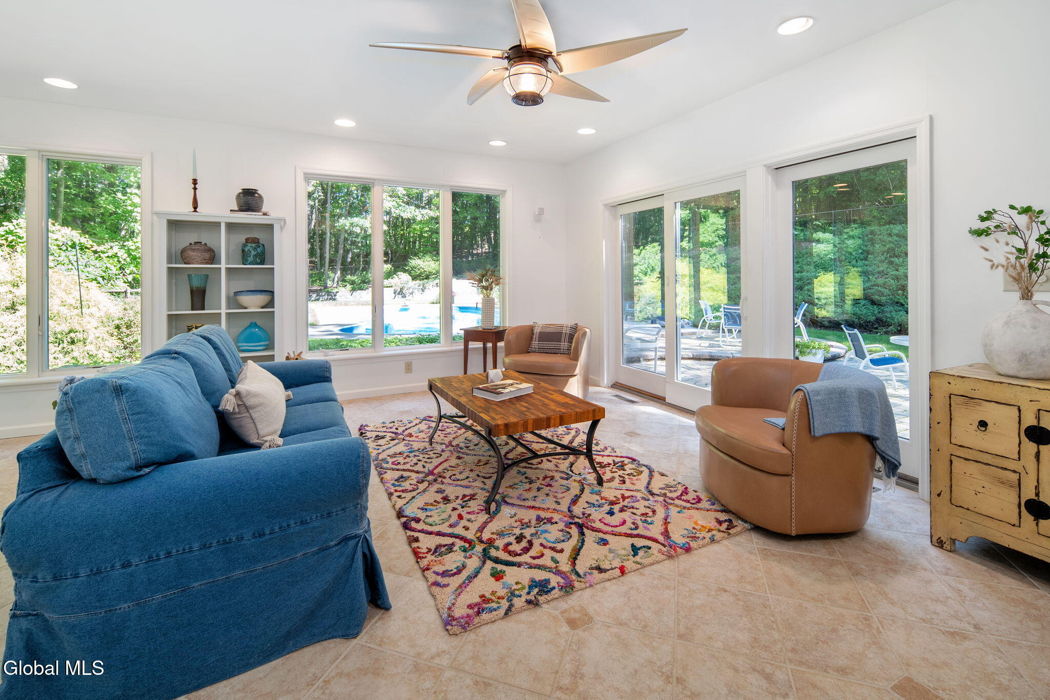 223 Stanford Drive Schenectady NY 12303