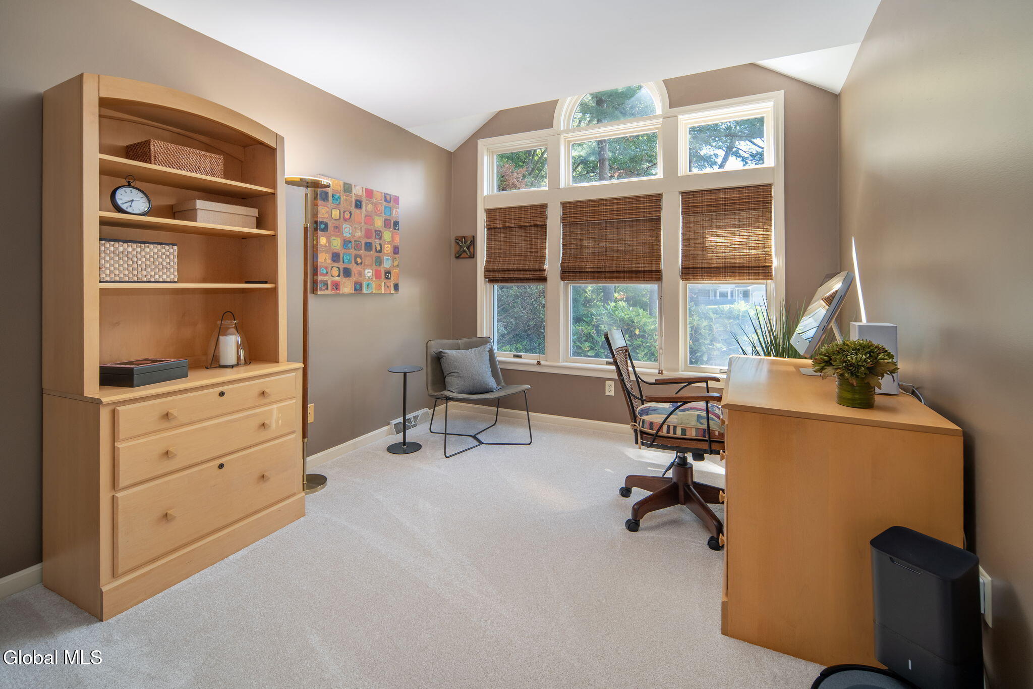 223 Stanford Drive Schenectady NY 12303