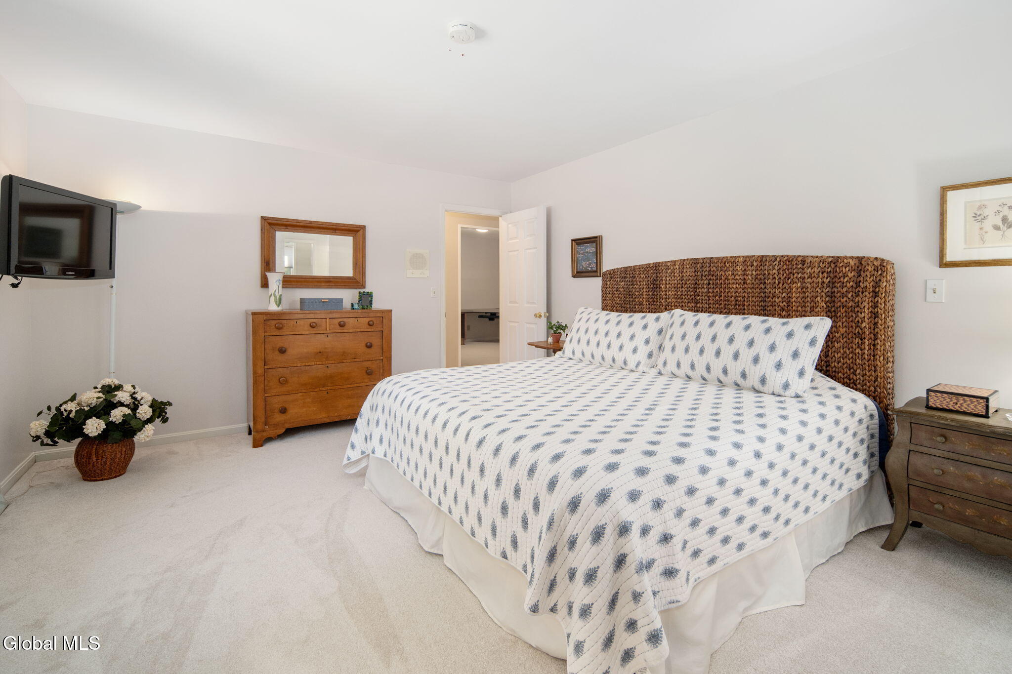 223 Stanford Drive Schenectady NY 12303