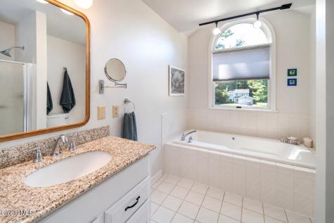 223 Stanford Drive Schenectady NY 12303