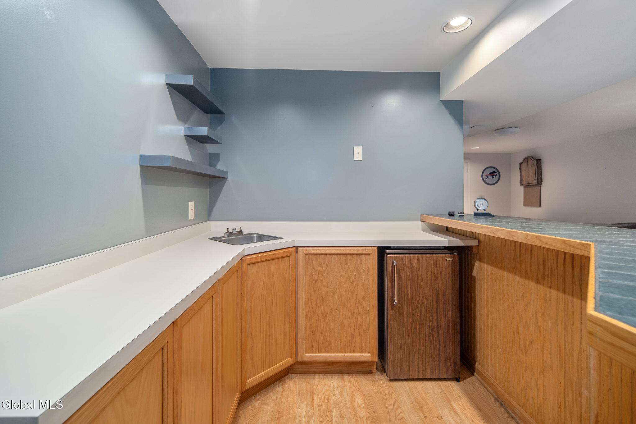 223 Stanford Drive Schenectady NY 12303