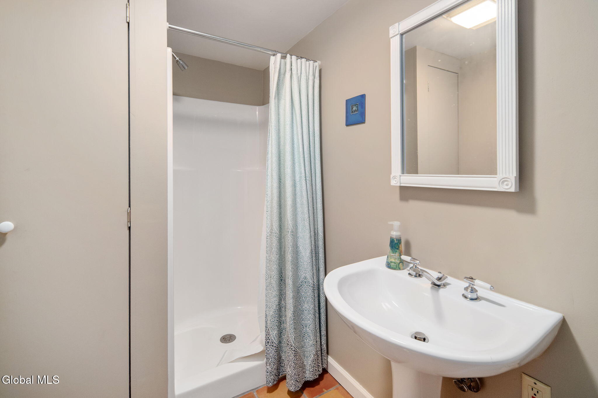 223 Stanford Drive Schenectady NY 12303
