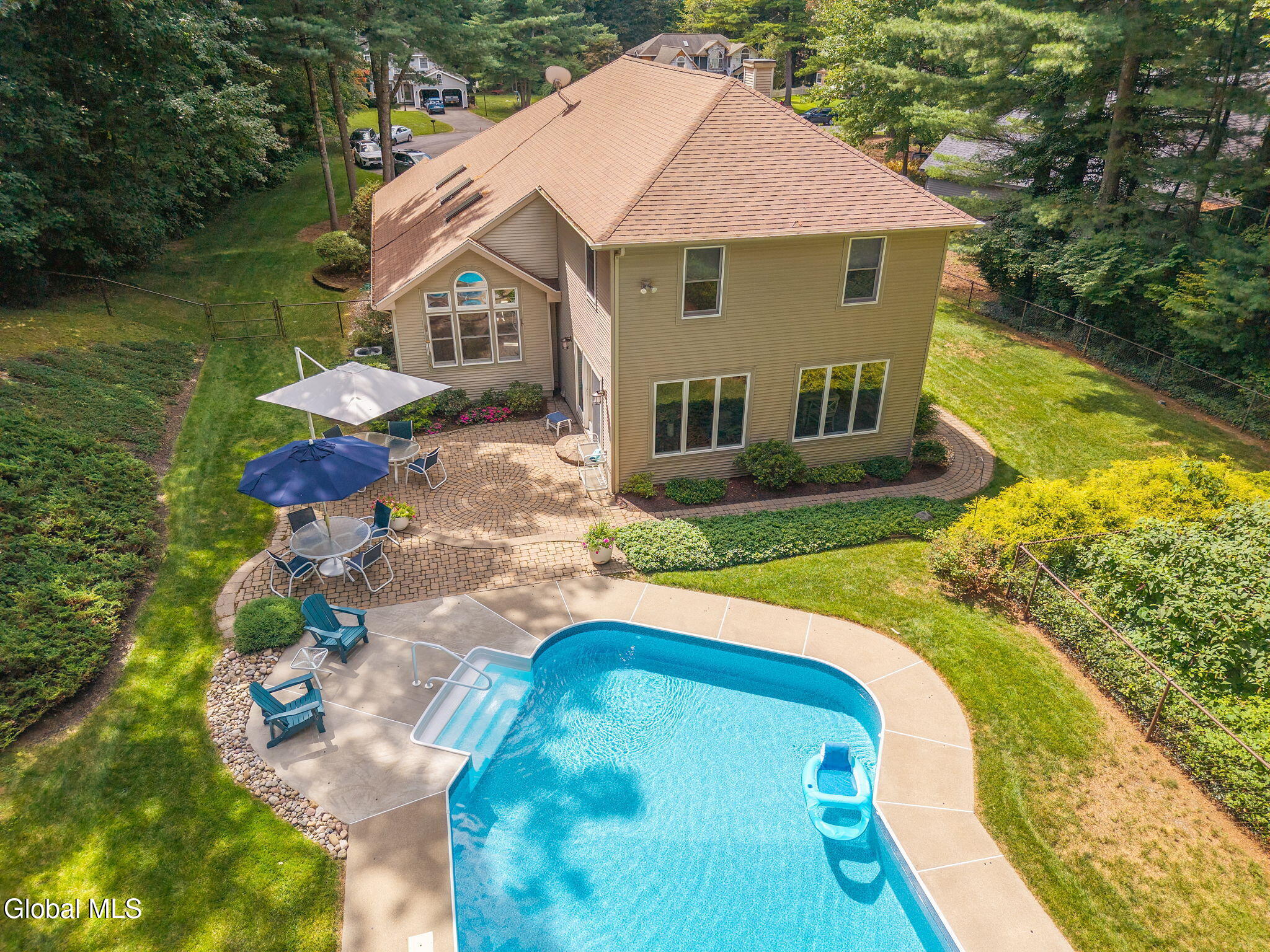 223 Stanford Drive Schenectady NY 12303