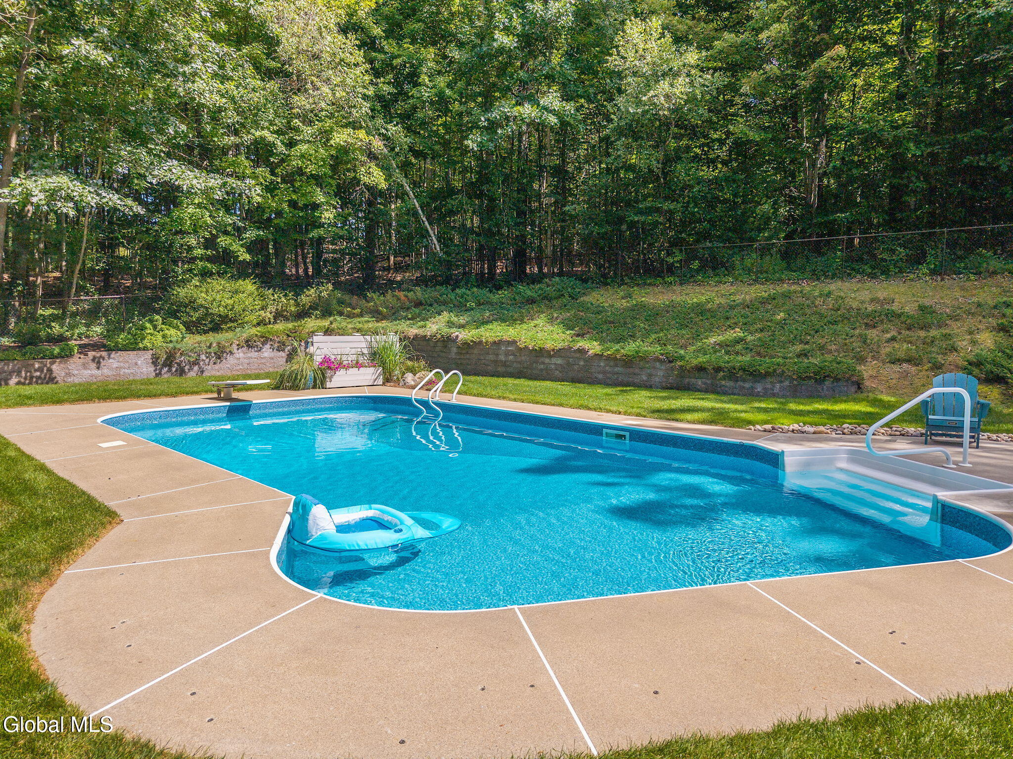 223 Stanford Drive Schenectady NY 12303