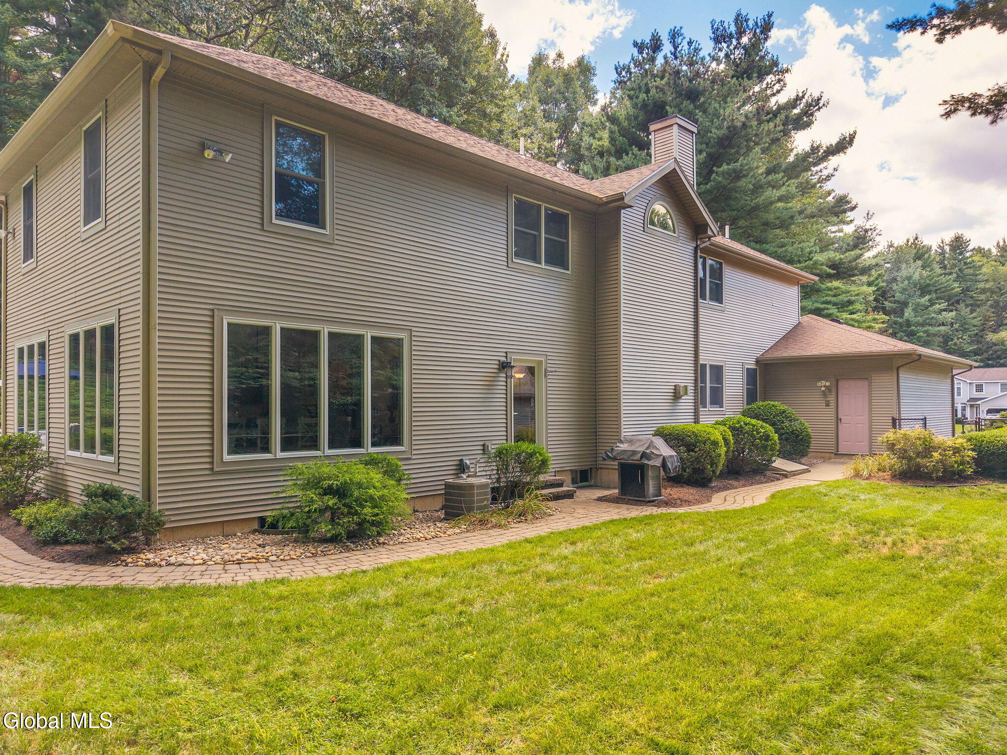 223 Stanford Drive Schenectady NY 12303