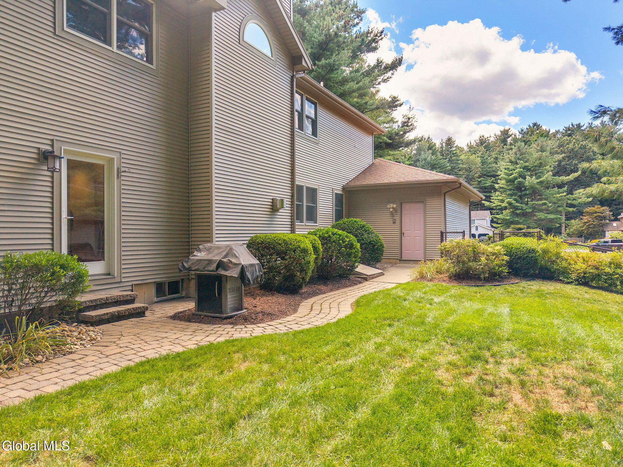 223 Stanford Drive Schenectady NY 12303