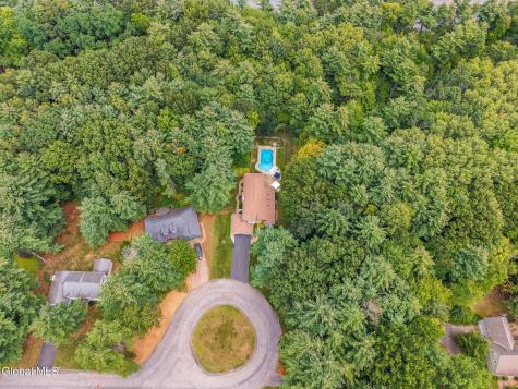 223 Stanford Drive Schenectady NY 12303