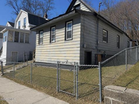 839 5th Street Rensselaer NY 12144