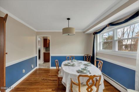 10 Appletree Lane Clifton Park NY 12065
