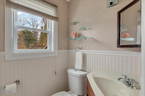 10 Appletree Lane Clifton Park NY 12065