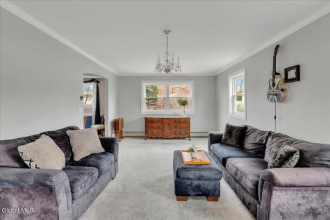 10 Appletree Lane Clifton Park NY 12065