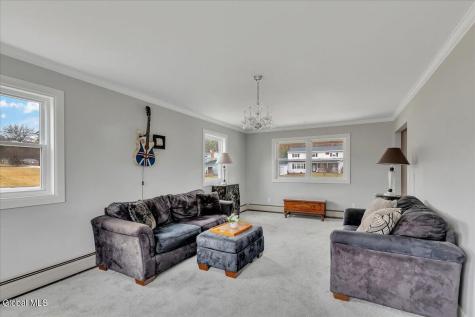 10 Appletree Lane Clifton Park NY 12065