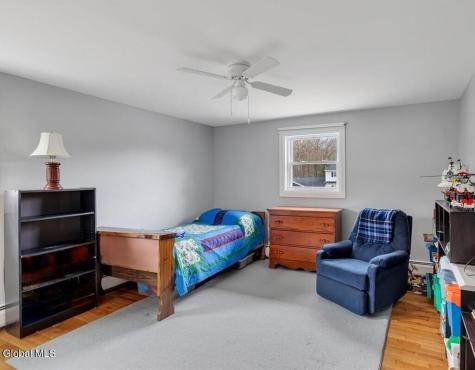 10 Appletree Lane Clifton Park NY 12065