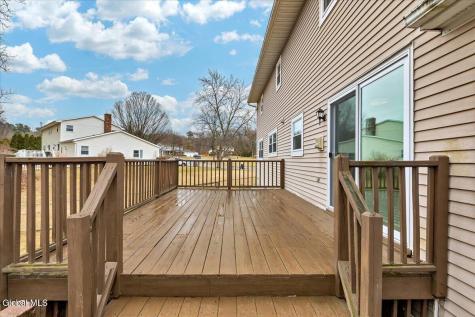 10 Appletree Lane Clifton Park NY 12065