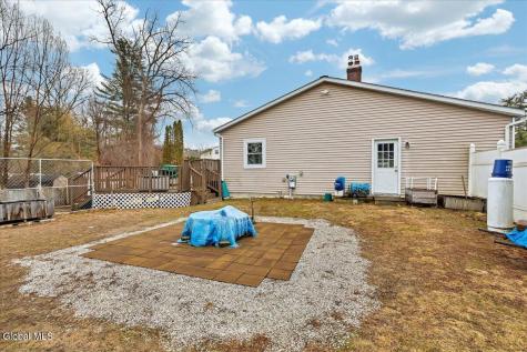 10 Appletree Lane Clifton Park NY 12065